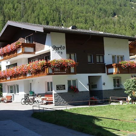 Ferienhaus Perle Саас-Грунд Стая снимка